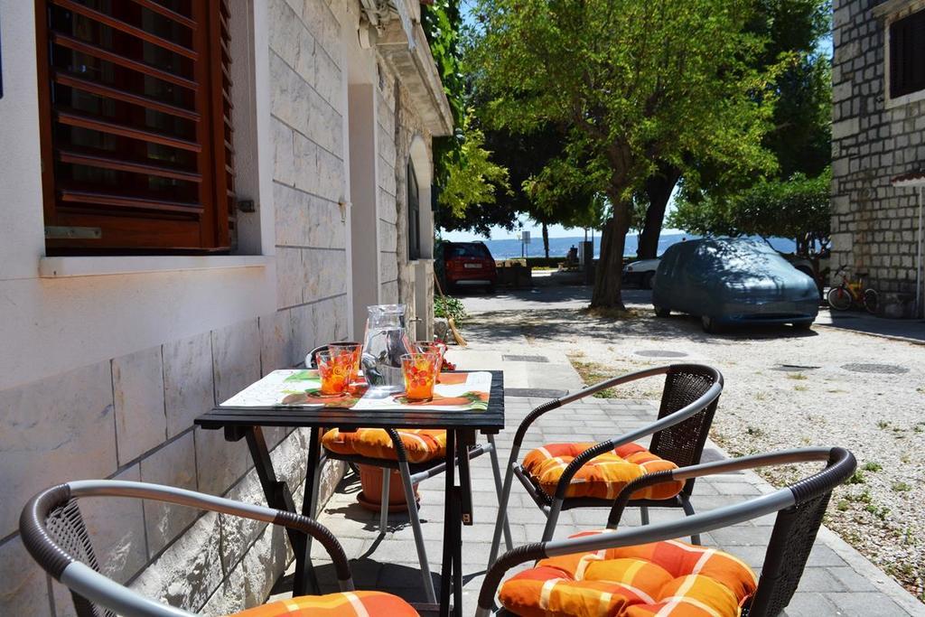 Klobuka Apartman Kastela